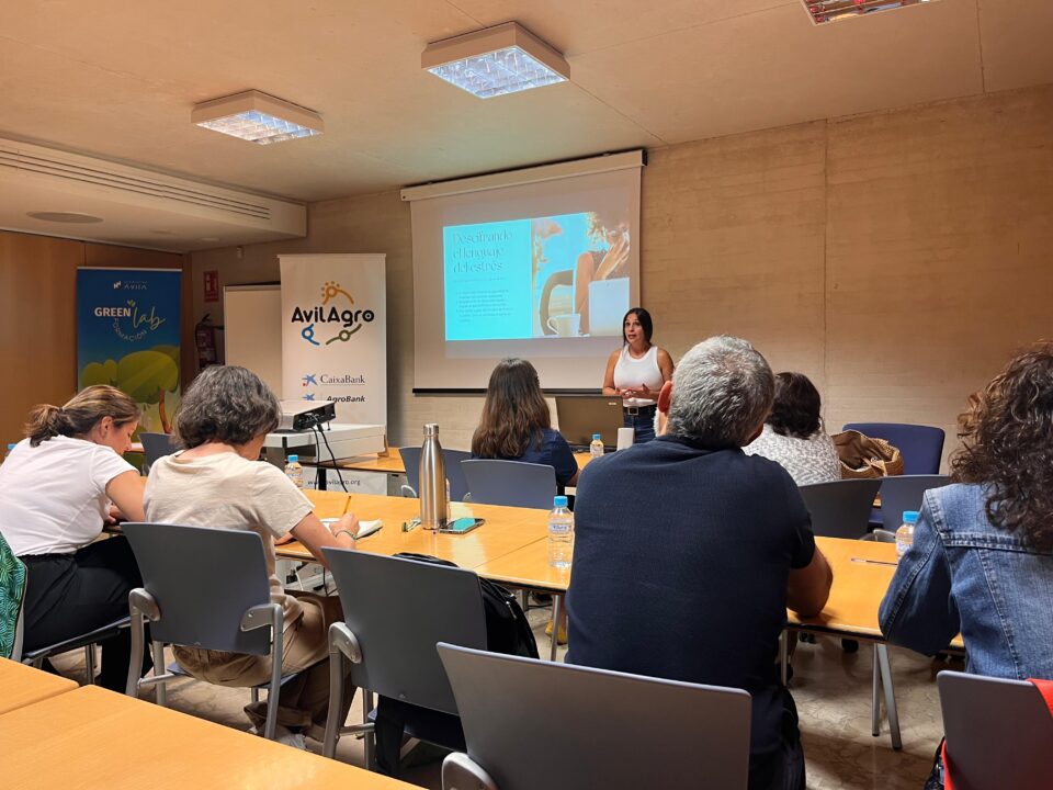 Avilagro_lidera_un_proyecto_pionero_de_salud_laboral_en_la_industria_agroalimentaria_abulense